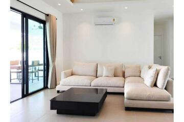 Luxury Modern Pool Villa, 3 Bed 3 Bath in Hua Hin Soi 70 For Sale