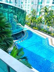 2-Bedroom Condo with Pool View