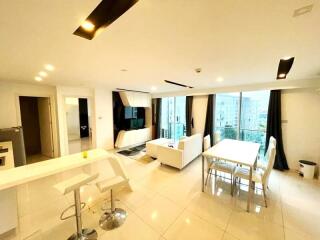 2-Bedroom Condo in the Heart of Pattaya