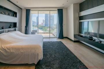 2 Bed Condo For Sale In Wongamat - The Cove Pattaya