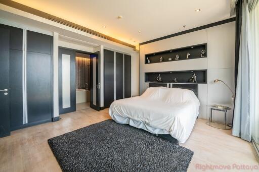 2 ห้องนอน คอนโด สำหรับขาย ใน วงศ์อมาตย์ - The Cove Pattaya