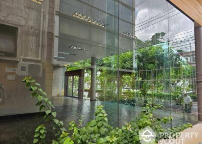 Mixed Use for Rent in Khlong San