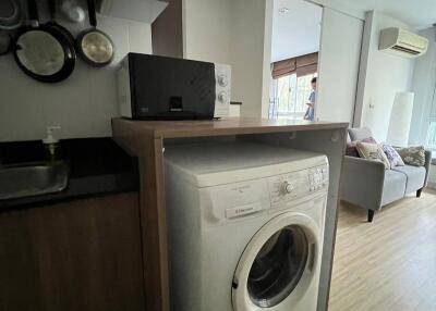 2-BR Condo at Tree Condo Sukhumvit 42 Condominium near BTS Phra Khanong