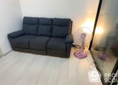 1-BR Condo at Life Asoke near ARL Makkasan