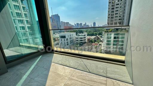 2 Bedrooms fully furnished condo at Baan Sindhorn for rent - Langsuan