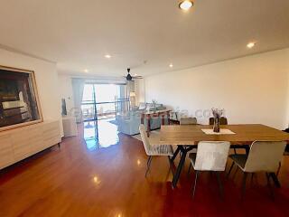 3 Bedrooms modern apartment Close to Lumphini Park - Sathorn