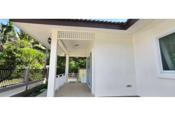 Single house with 2 bedrooms for rent in Mae Nam, Koh Samui