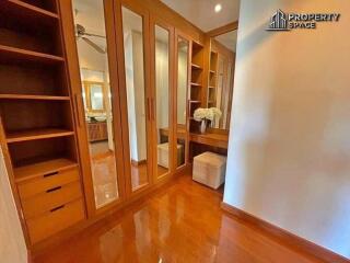 5 Bedroom Pool Villa Near Grand Regent International School For Rent