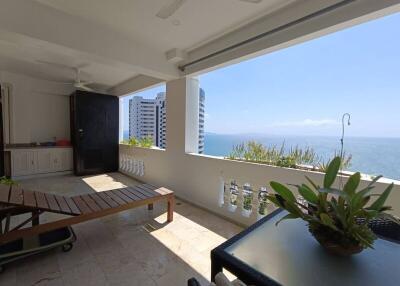 Balcony with ocean view and lounge chair