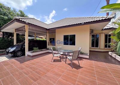 3 Bedrooms House in Pattaya Hill Village 1 East Pattaya H008382