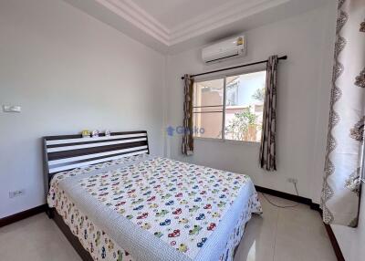 3 Bedrooms House in Pattaya Hill Village 1 East Pattaya H008382