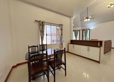 3 Bedrooms House in Pattaya Hill Village 1 East Pattaya H008382