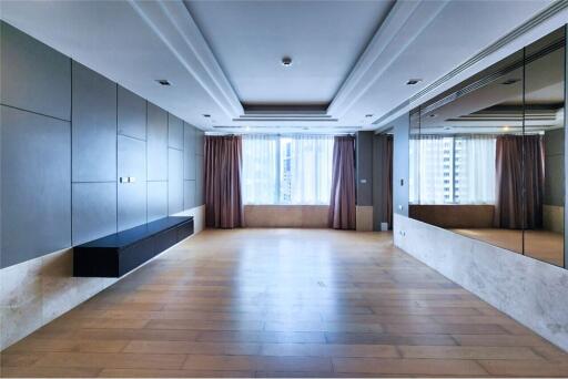 For Rent Penthouse unit  4 Bedrooms - Only 1 unit per floor - Pet friendly - in Phrom Phong