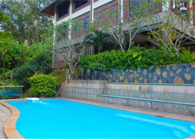 Pool villa with sea views in Ao nang
