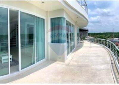 Krabi Boat Lagoon Condo Resale 6.6 M.Baht