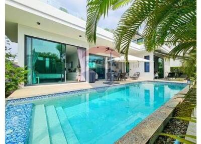 3 Bed 3 Bath Two Storey Modern Villa in Hua Hin Soi 112 For Sale