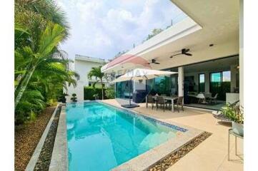 3 Bed 3 Bath Two Storey Modern Villa in Hua Hin Soi 112 For Sale