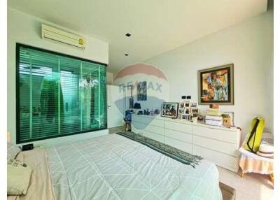 3 Bed 3 Bath Two Storey Modern Villa in Hua Hin Soi 112 For Sale