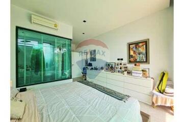 3 Bed 3 Bath Two Storey Modern Villa in Hua Hin Soi 112 For Sale