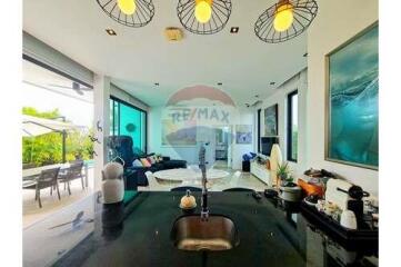 3 Bed 3 Bath Two Storey Modern Villa in Hua Hin Soi 112 For Sale