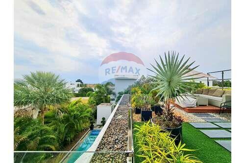 3 Bed 3 Bath Two Storey Modern Villa in Hua Hin Soi 112 For Sale