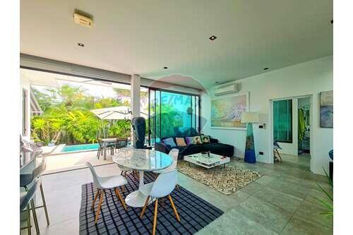 3 Bed 3 Bath Two Storey Modern Villa in Hua Hin Soi 112 For Sale