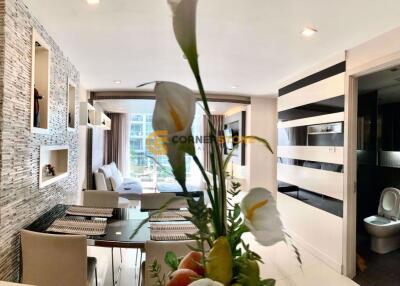 2 bedroom Condo in Apus Pattaya