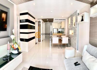 2 bedroom Condo in Apus Pattaya