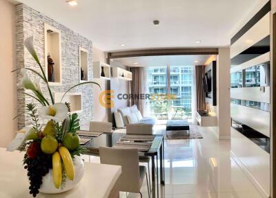 2 bedroom Condo in Apus Pattaya