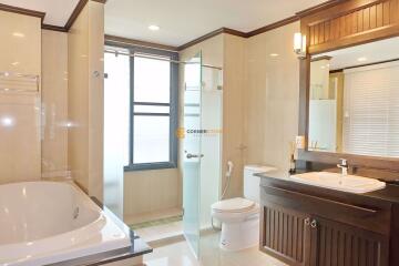 2 bedroom Condo in Prime Suites Pattaya