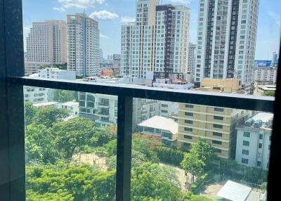 1-BR Condo at The Extro Phayathai–rangnam near BTS Victory Monument