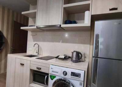 1-BR Condo at Noble Refine Prompong near BTS Phrom Phong