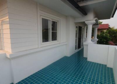 For rent 4 Bedrooms house at Home in Park