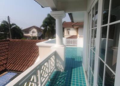 For rent 4 Bedrooms house at Home in Park