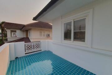 For rent 4 Bedrooms house at Home in Park