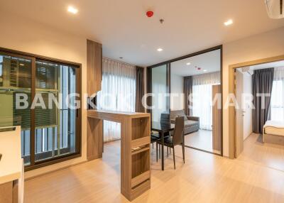 Condo at Life Asoke-Rama 9 for rent