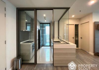 2-BR Condo at The Room Bts Wongwianyai near BTS Wongwian Yai