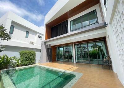 Modern house exterior with swimming pool