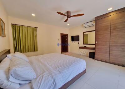 4 Bedrooms House in Pattaya Hill Village 2 East Pattaya H009863