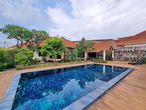 4 Bedrooms House in Pattaya Hill Village 2 East Pattaya H009863