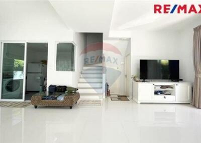 13 Sqm., 3 Beds Townhouse listed for ฿ 3,790,000.