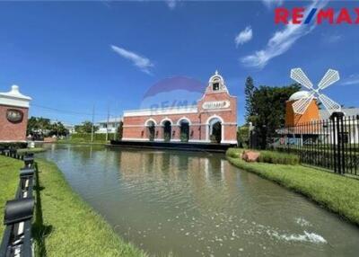 13 Sqm., 3 Beds Townhouse listed for ฿ 3,790,000.