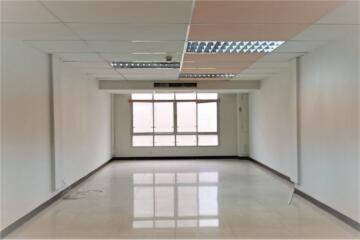 Affordable Office + Warehouse in City Center