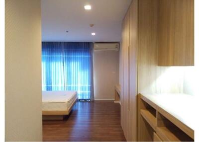 35 Sqm., 1 Bed, 1 Bath Condo listed for ฿ 2,805,000.