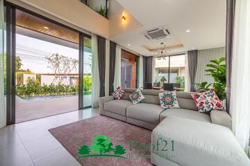 For Rent Pool villa 3beds 4 baths Located at Huai Yai