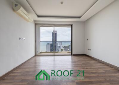 Sale The Peak Towers 1 Bedroom with Clear Sea View Spacious 62 Sqm at Pratumnak, Pattaya - Best Beach Vibe / CB-0536L