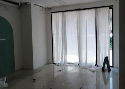 For Rent Bangkok Retail Sukhumvit BTS Phrom Phong Watthana