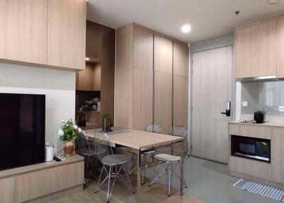 2 bed Condo in M Jatujak Chomphon Sub District C020012