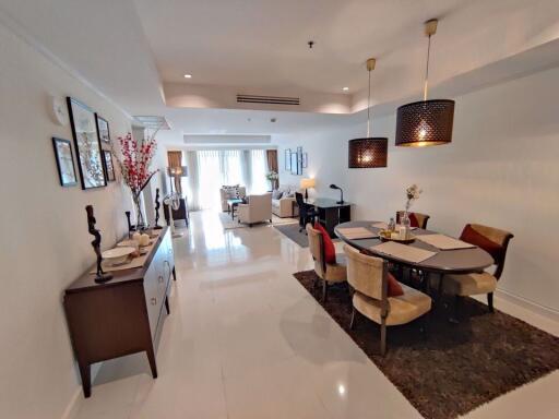 2 bed Condo in The Oleander Khlong Toei Nuea Sub District C017419