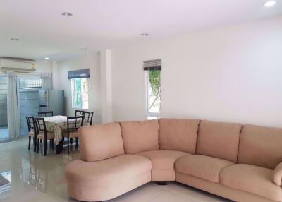 3 bed House in Lumpini Town Place Sukhumvit 62 Bangchak Sub District H05311